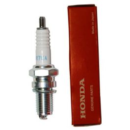 Spark plug deals 4 stroke engine